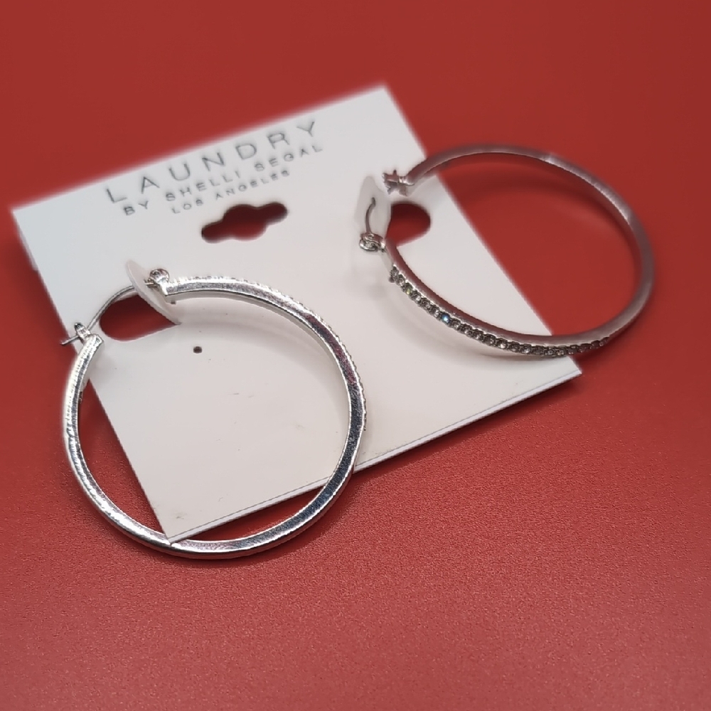 Laundry By Shelli Segal Large Silver Shimmery Crystal Hoop Earrings NWT